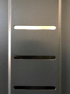 Вырезы на листе металла Вырезы на листе металла